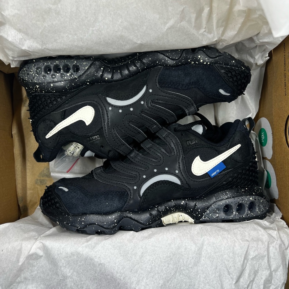 UNDEFEATED X NIKE AIR TERRA HUMARA - BLACK/ COCONUTMILK